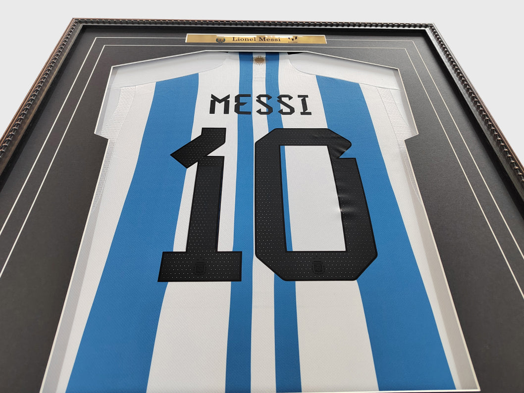 Argentina Lionel Messi ,Jersey + Jersey Frame Set, Customizable